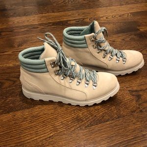 Sorel Ainsley Conquest Boots